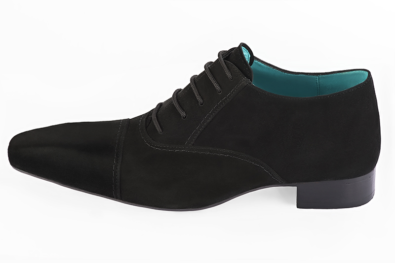 Chaussures hommes lacets en noir mat Derbies et richelieux